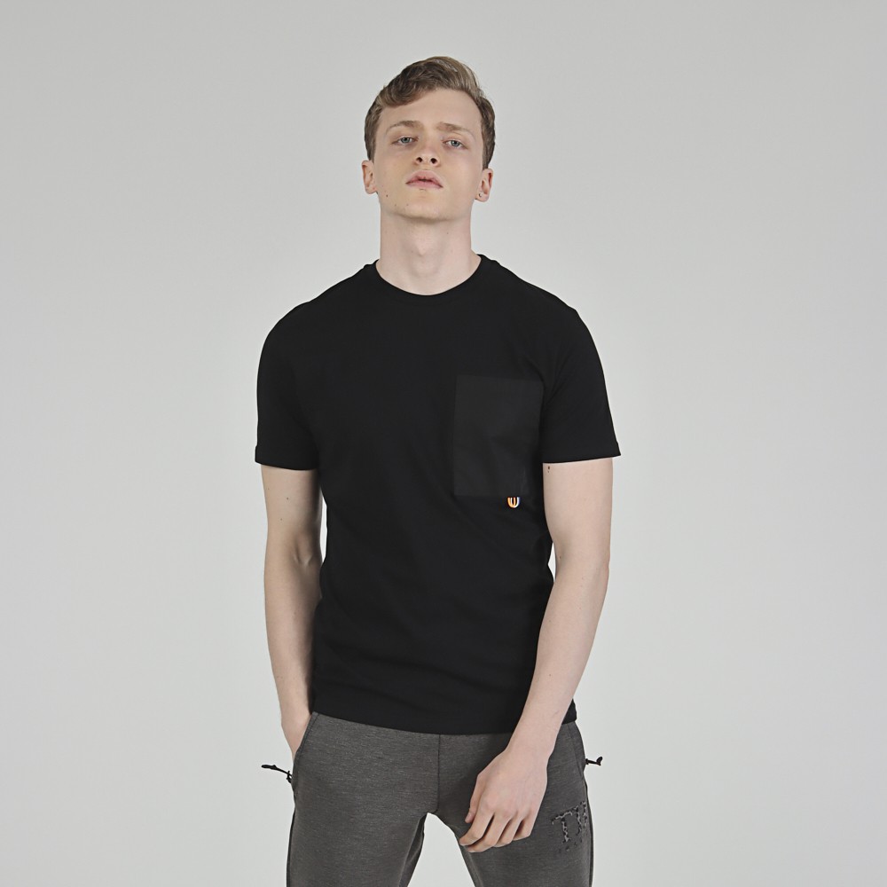 Cepli Basic T shirt Siyah Erkek Giyimde Basic Modas Tbasic